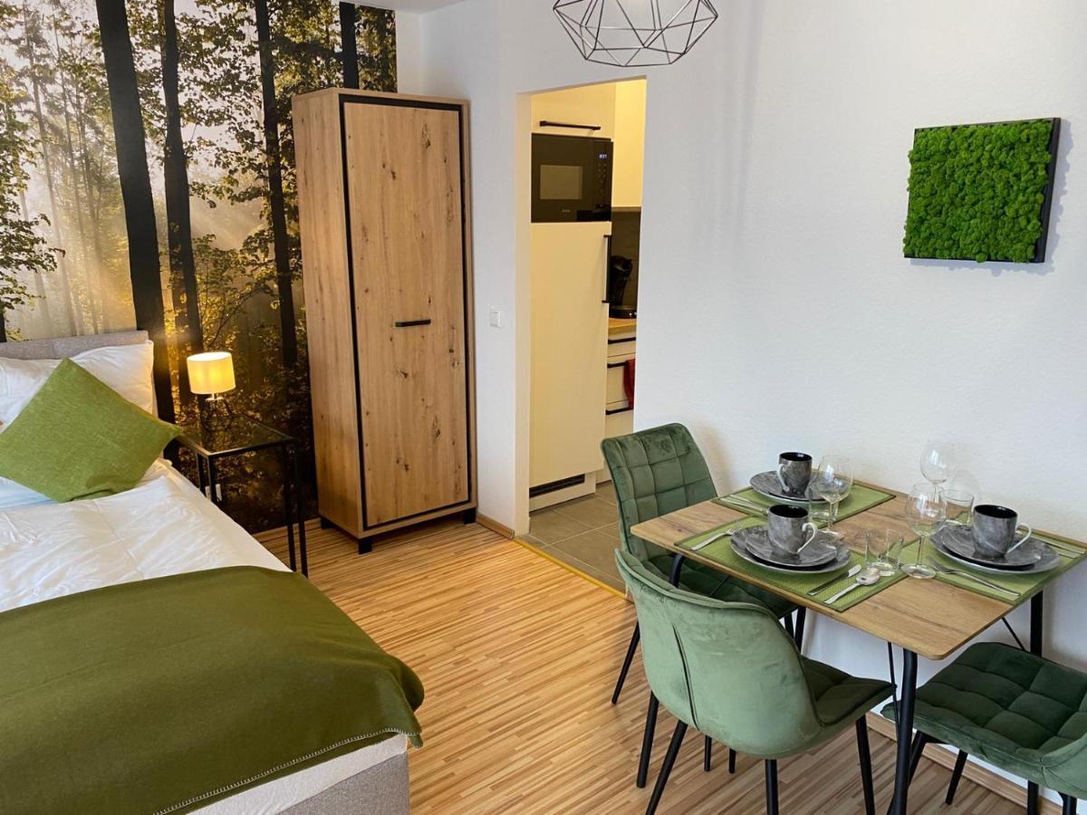 Wanderlust Apartment *